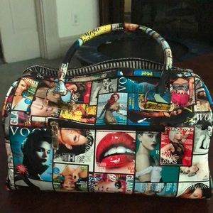 Fashion Magazine purse